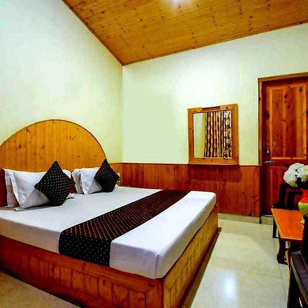 Oyo Flagship 82405 Cochin Villa Manāli Kültér fotó